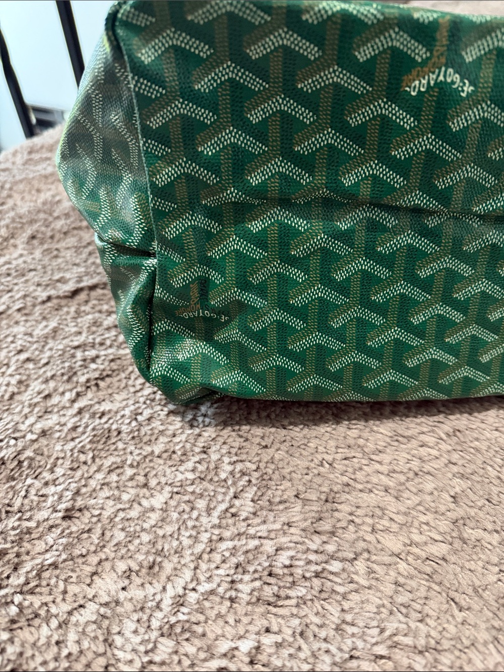 Goyard Green Patterned St. Louis Tote - Picture 2 of 7